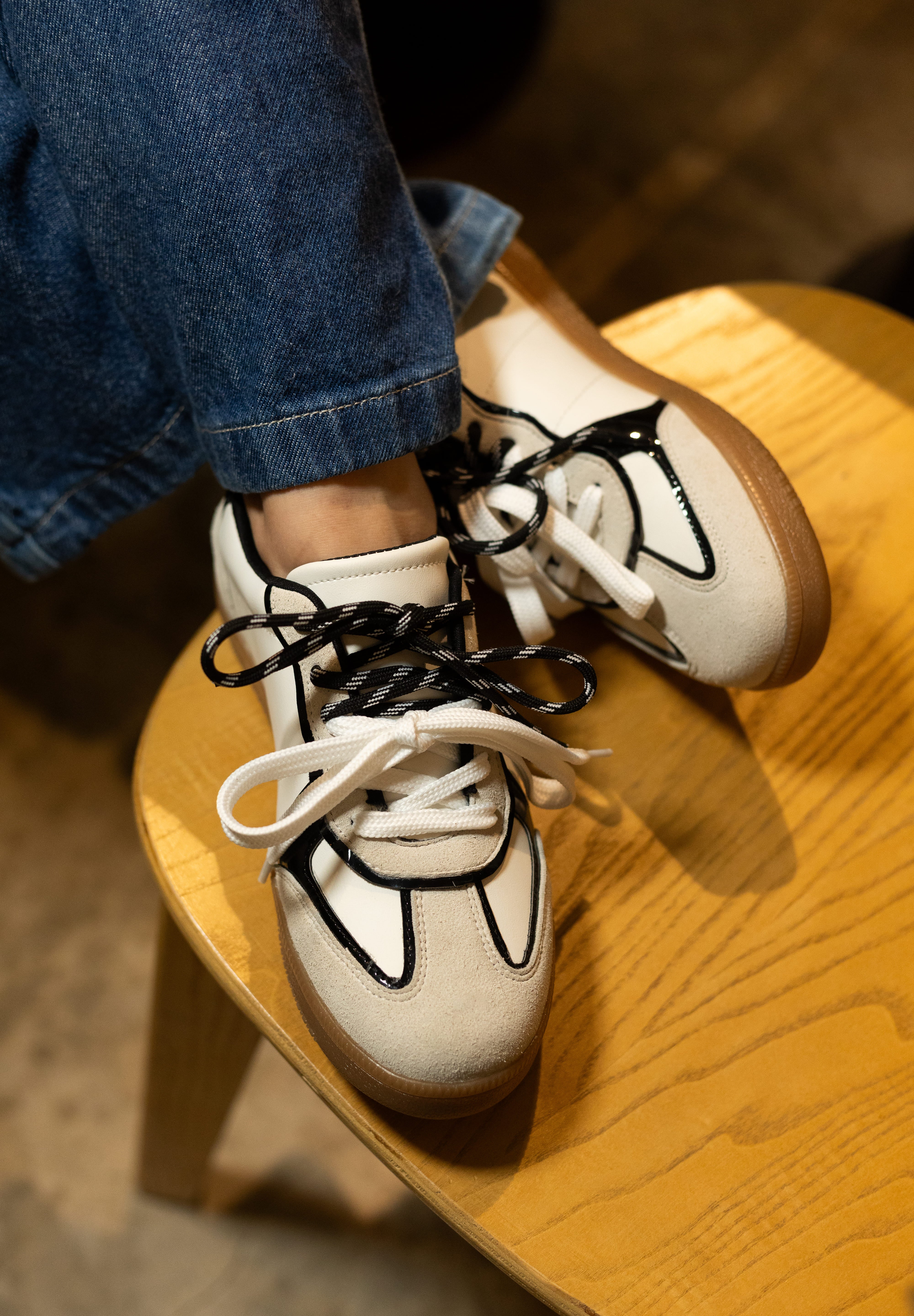 Tenis Capri