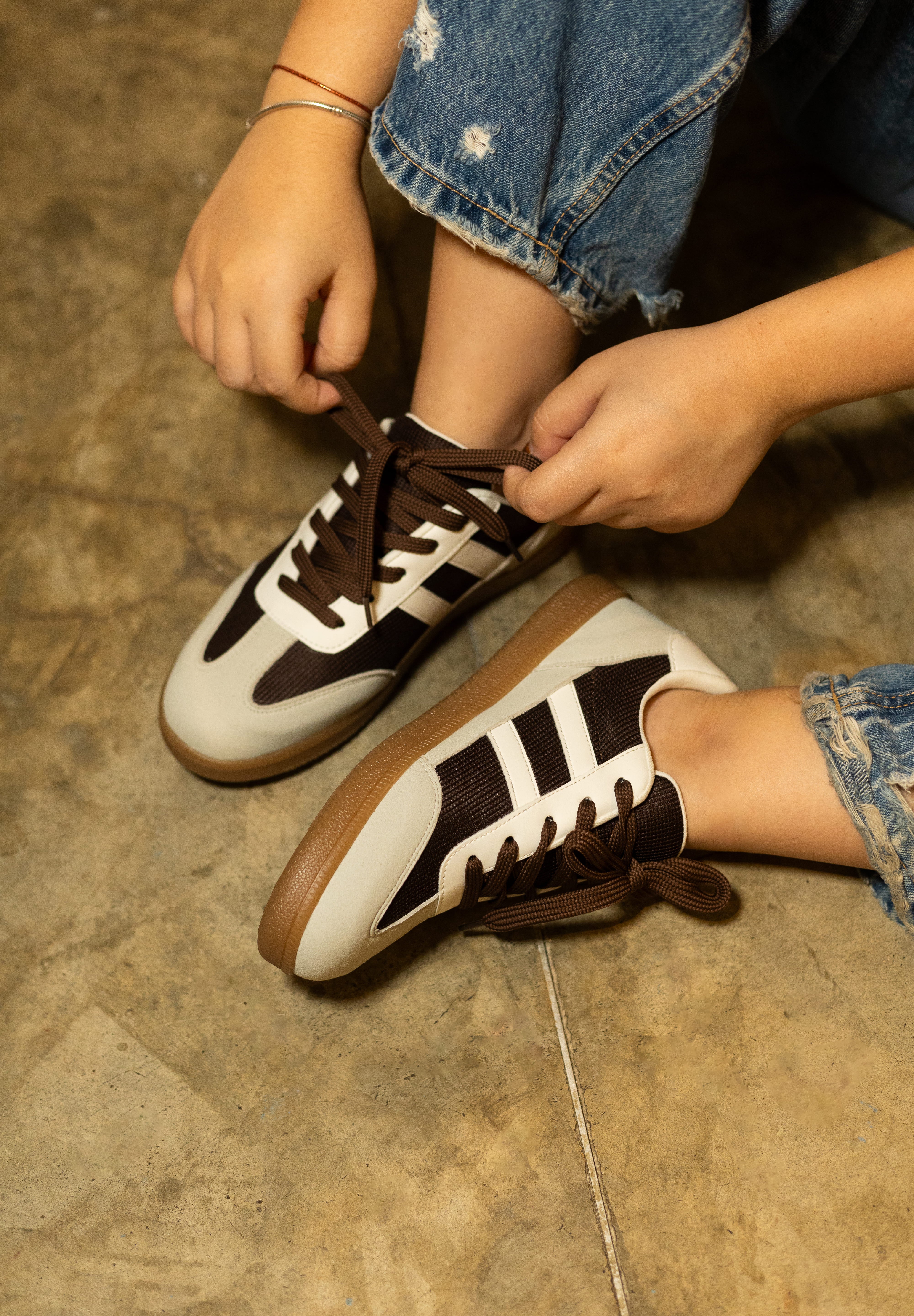 Tenis Golden