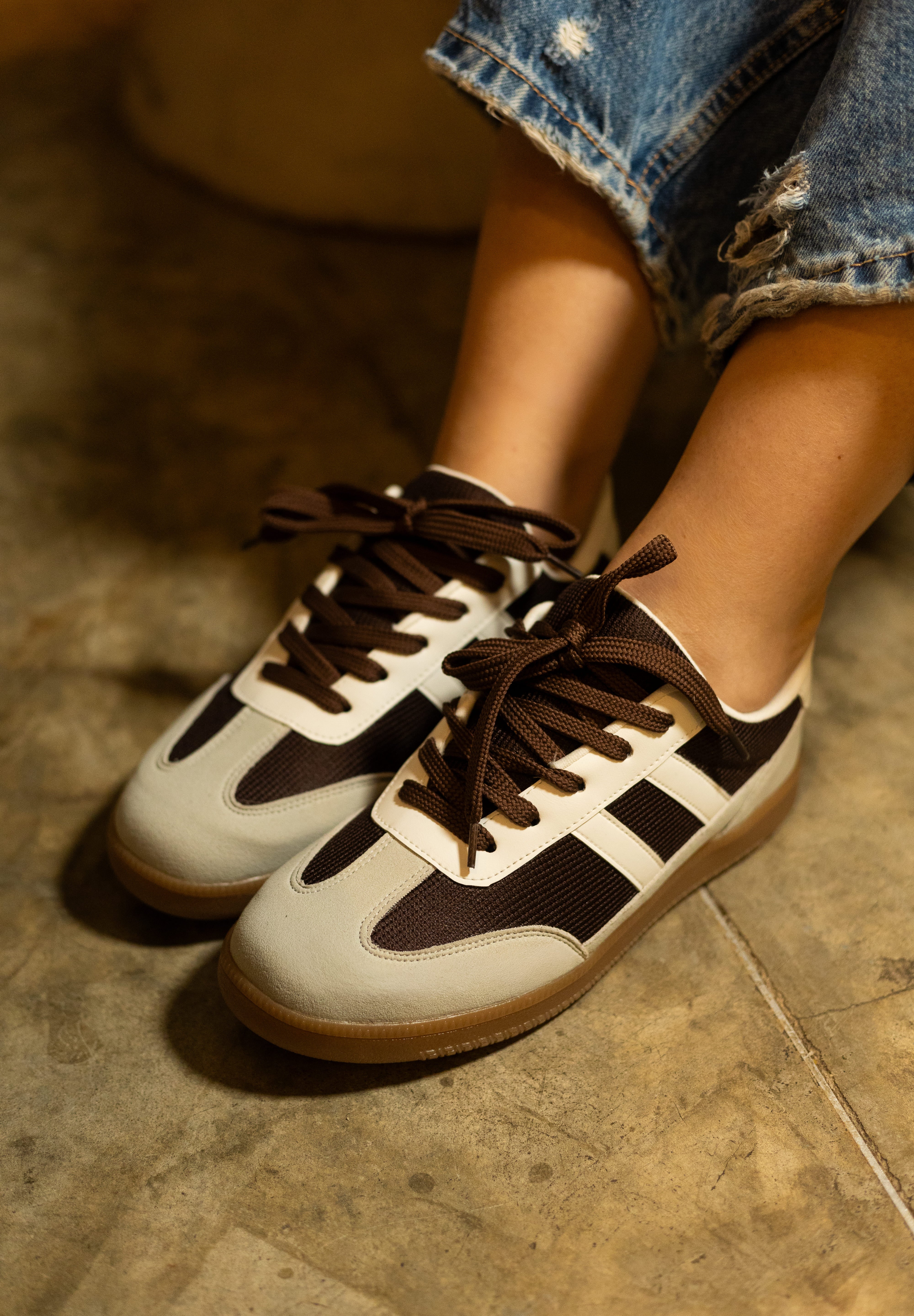 Tenis Golden