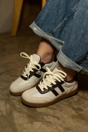 Tenis Golden