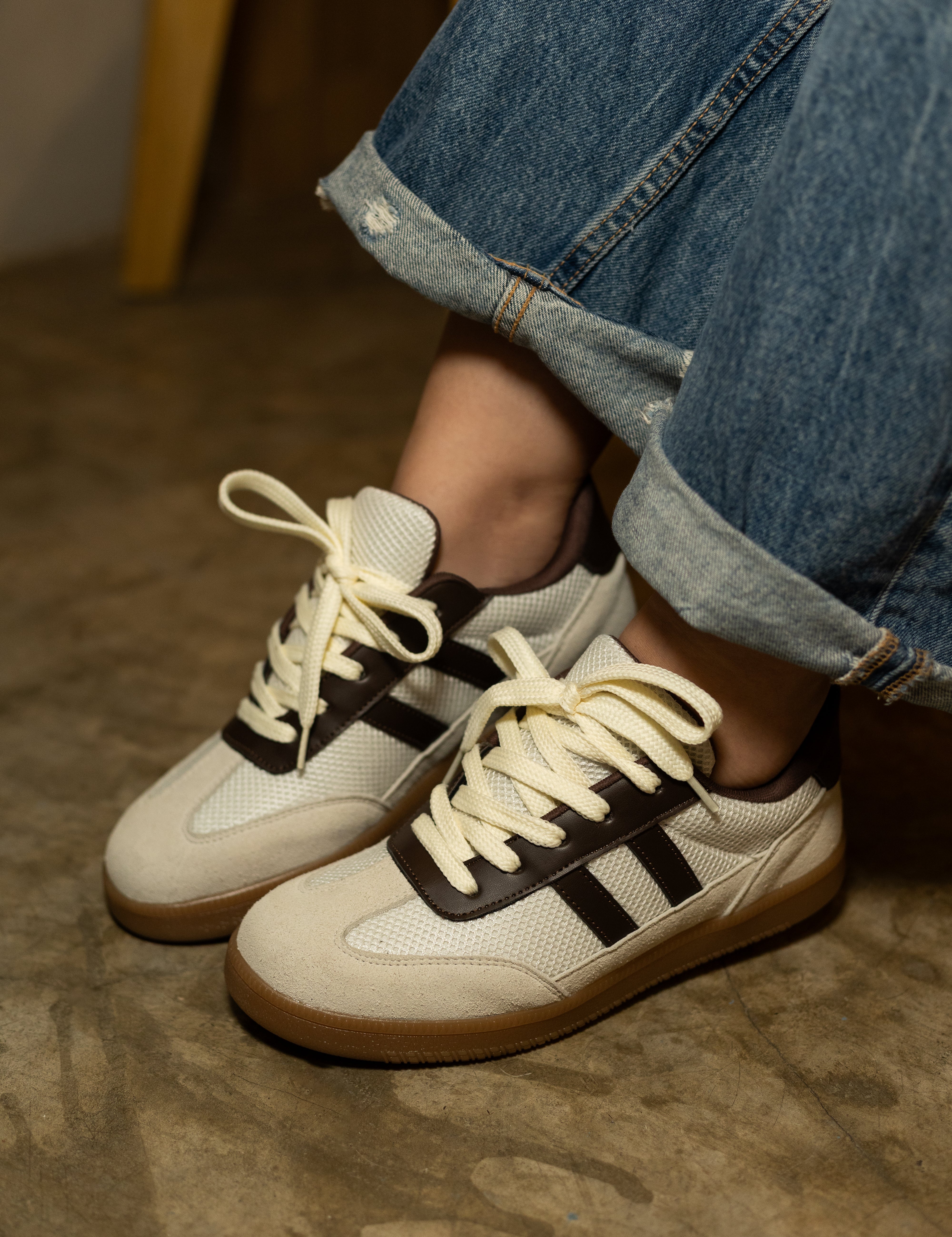 Tenis Golden