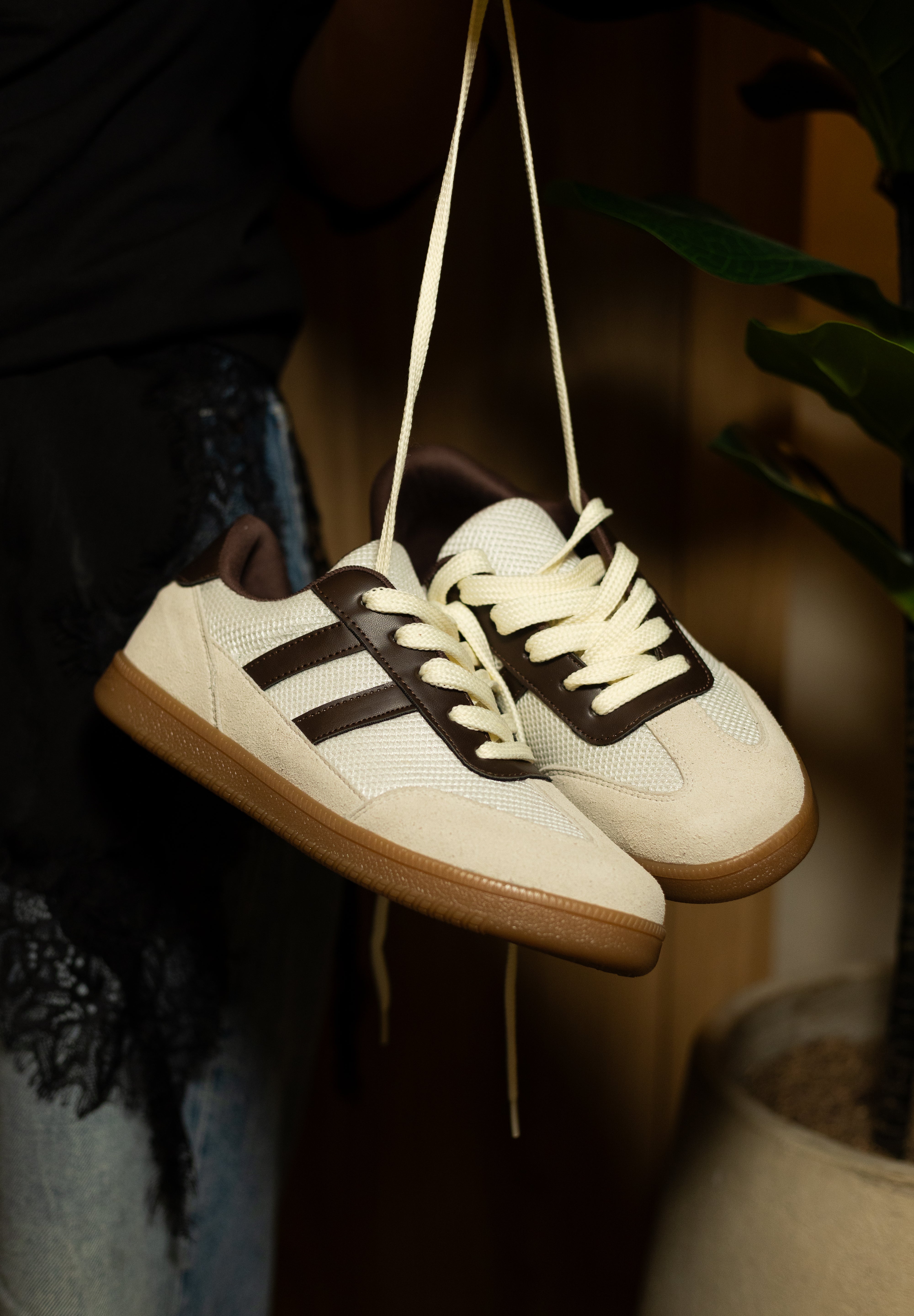 Tenis Golden